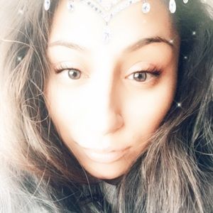 Meet your Posher, Alexandria